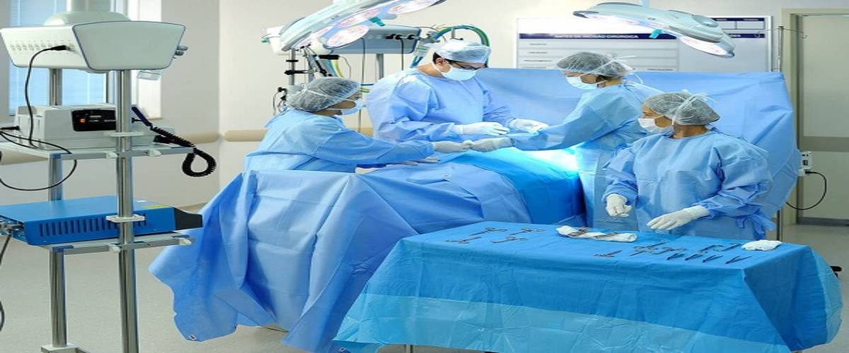 Avental de procedimento descartável manga longa